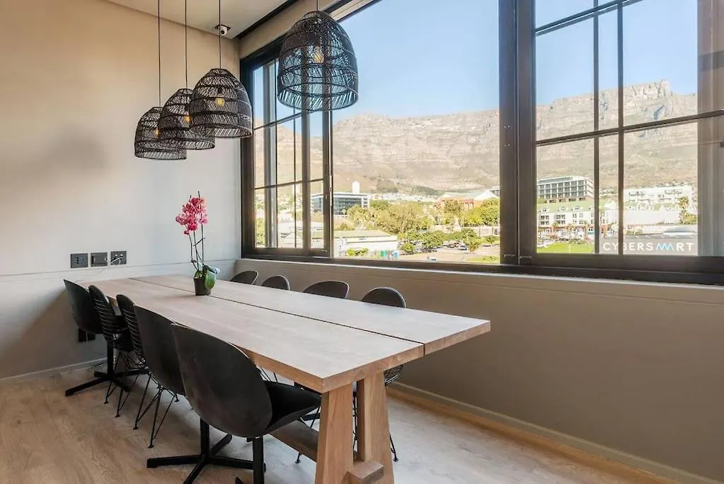Luxury Tiny Apartment / Co_Living / City Views Cape Town